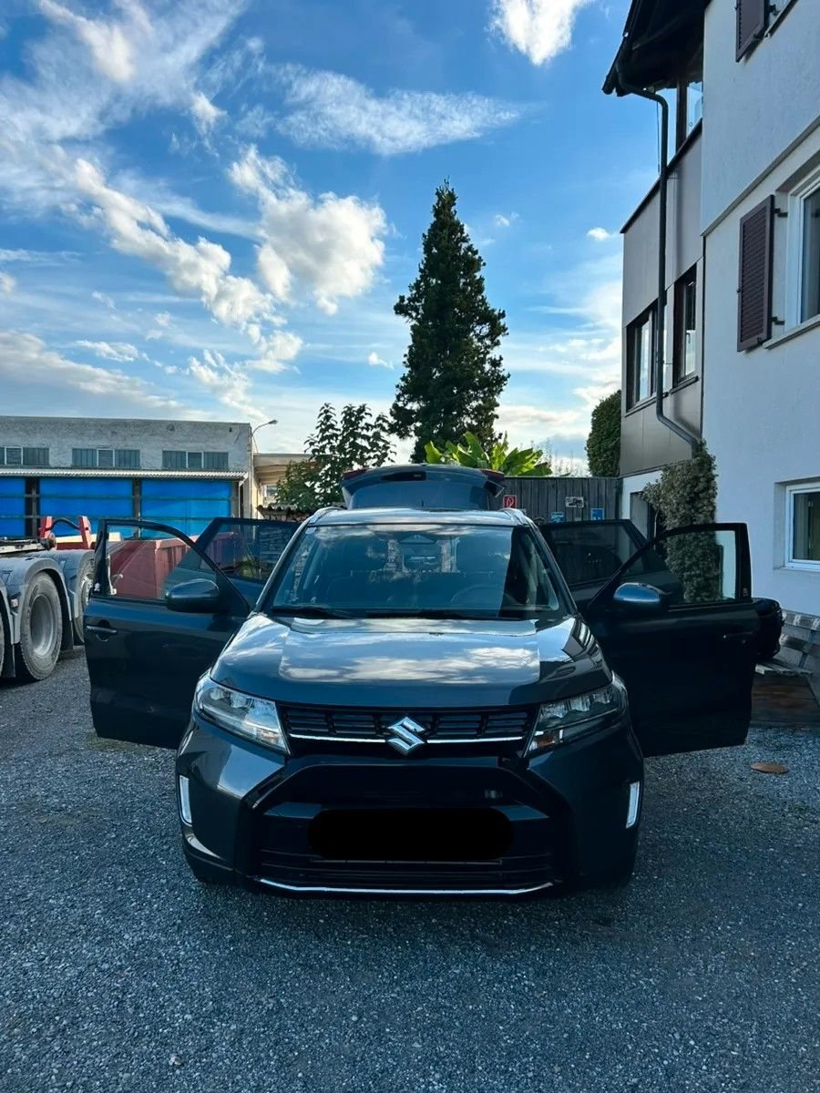 Suzuki Vitara 1.4 BOOSTERJET Hybrid Comfort Allgrip – photo 1 of 15